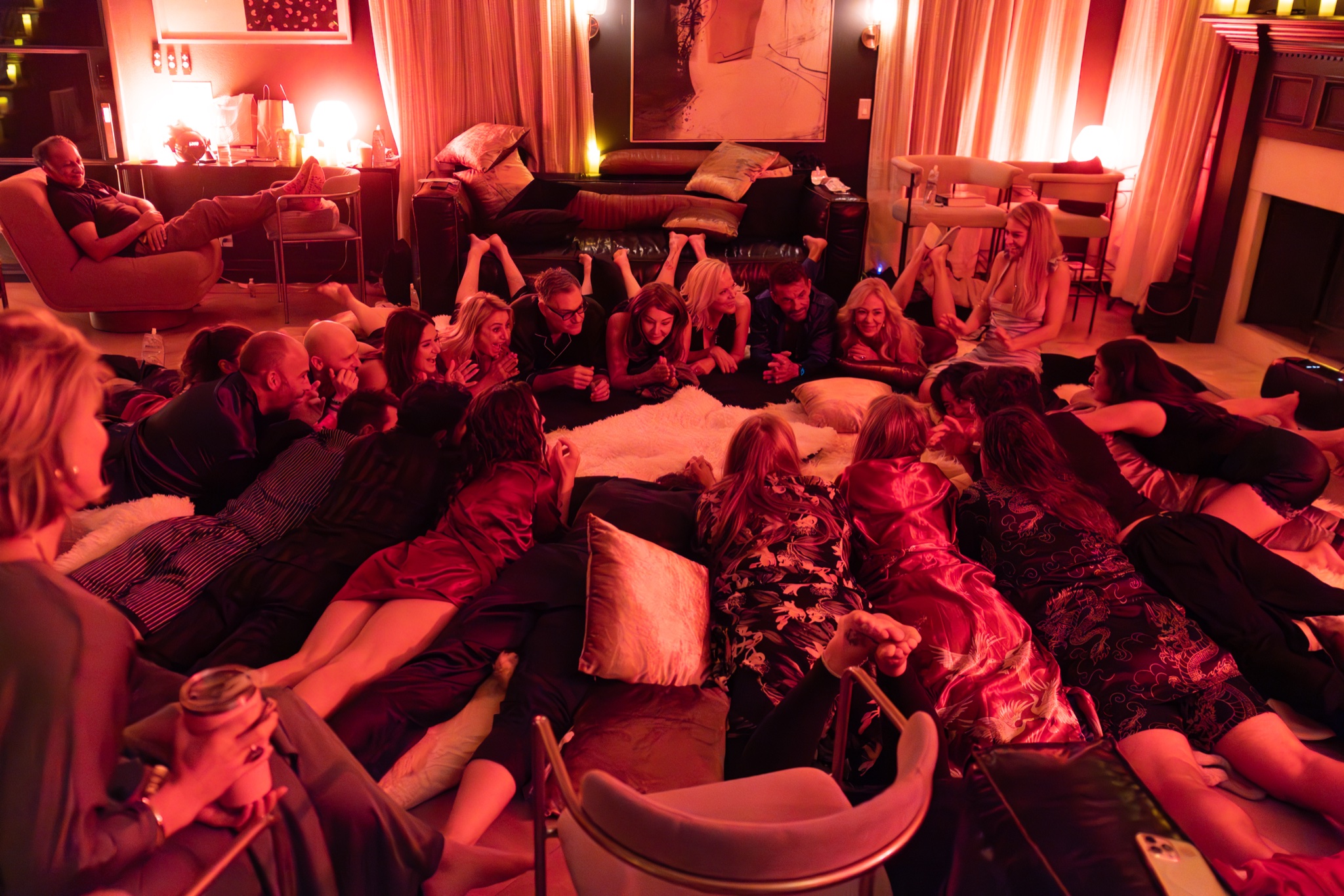 Group bonding moment